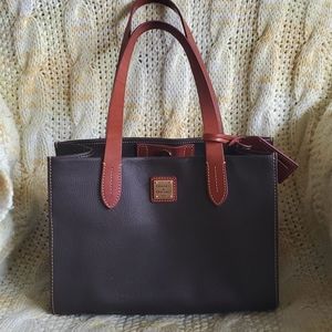 Dooney & Bourke Vintage Medium Tote